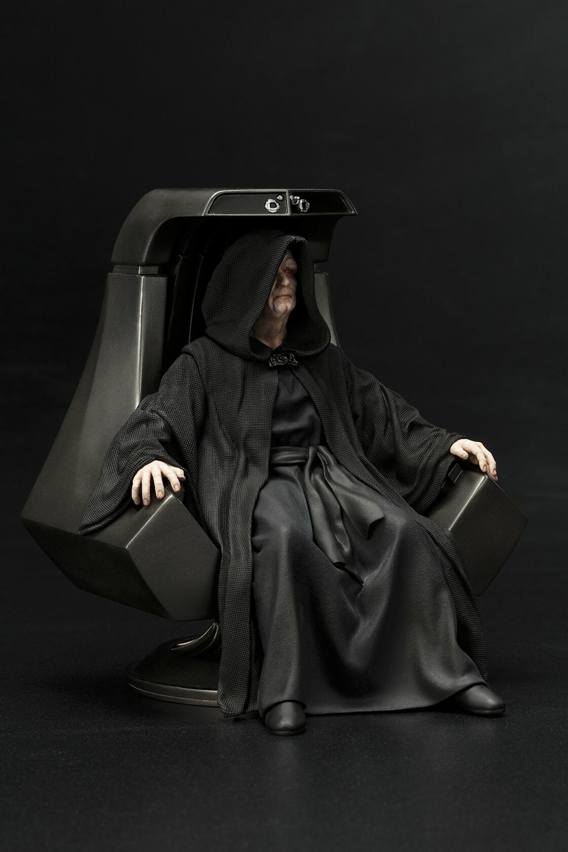 Kotobukiya Star Wars: Emperor Palpatine Artfx+ Statue