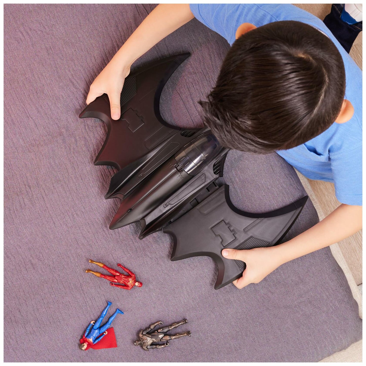 DC Comics, The Flash Batwing Battle Set (Amazon Exclusive)| Supergirl, NAM-Ek, Flash Action Figures, 4-inch | Kids Toys for Boys and Girls Ages 4+