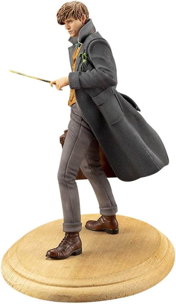 Kotobukiya SV229 Fantastic Beasts: The Crimes of Grindelwald Newt Scamander ARTFX+ Statue