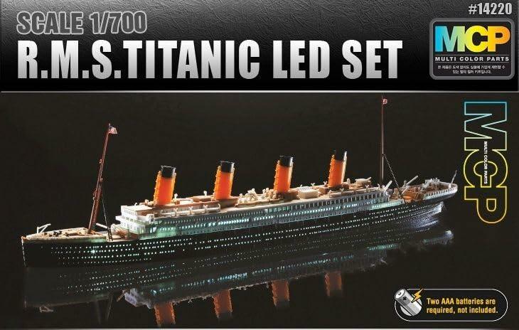 Academy ACA14220 Model Kit, Various
